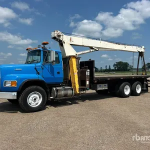 AO Corporation TC-2863 28800 lb Straight Boom on 1997 Ford LTS9000 6x4 Boom Truck