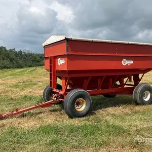 Unverferth 375 450 bu Grain Wagon