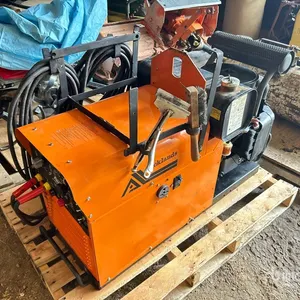 Acklands 140 A Arc Engine Driven Welder