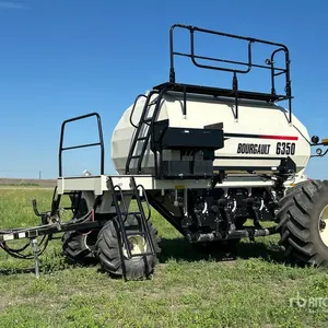 Bourgault 6350 350 bu Tow-Behind Air Cart