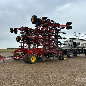 2013 Bourgault 3320-66PHD  66 ft Air Drill