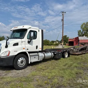 Waggoners Trucking Retirement Auction, USA