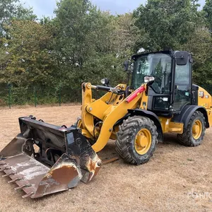 2023 Cat 906 Wheel Loader