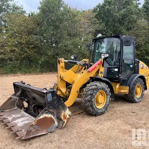 2023 Cat 906 Wheel Loader
