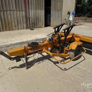 1999 Rabaud 2000B 2000 mm Balayeuse Tractee S/A Sweeper Attachment