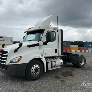 2020 Freightliner Cascadia 126 S/A Day Cab Truck Tractor