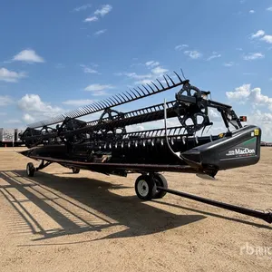 2011 MacDon FD70 40 ft Flex Draper Combine Header