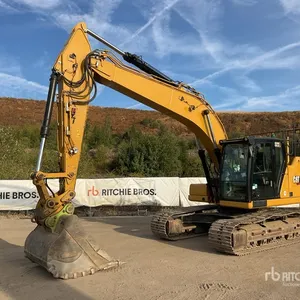 2020 Cat 323 Tracked Excavator