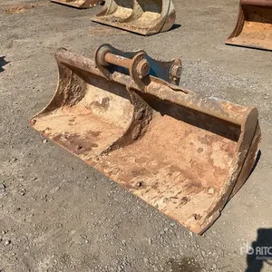 Strickland 1800 mm Cleanup Excavator Bucket