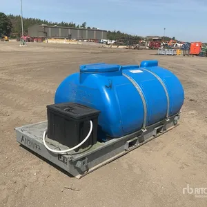 2020 Western SK440P 2000 L Skid-Mounted Electric Water Tank