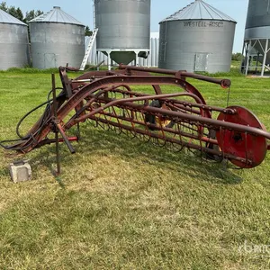 Massey Ferguson 8 ft Basket Hay Rake