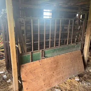 Custom Built Squeeze Chute