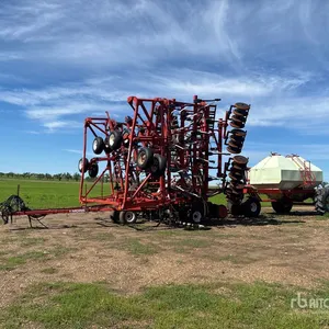 Morris Max 2 60 ft Air Seeder