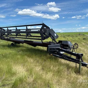 MacDon 1900 Premium 25 ft Pull Type Swather Windrower