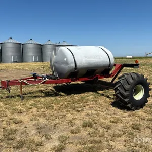 Blanchard 1000 gal Tow-Behind Liquid Fertilizer Cart