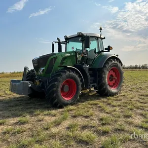 2018 Fendt 828 Vario 4WD Tractor
