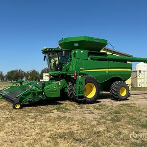 2013 John Deere S690 Combine Harvester