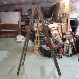 6 Foot Wood Step Ladder