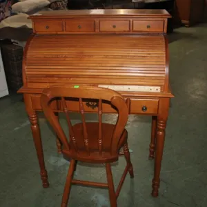 Tell City Ladies Roll Top Desk And Chair, Measures 32 x 18 x 43