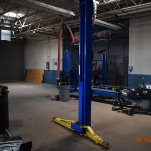 Revolution 2-Post Automotive Lift
