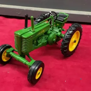 JOHN DEERE TRACTOR