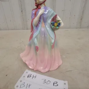 Paragon Porcelain Figurine Alice 8” tall