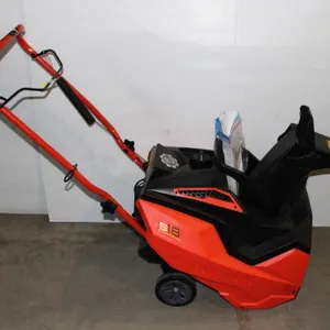 ARIENS SMALL GAS SNOW BLOWER