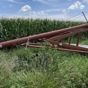 Mayrath 8" x 60'+ Swing Away Auger