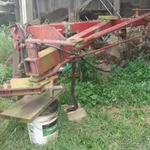 IH 5 Bottom Semi Mounted Plow