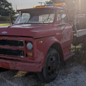 1969 Chevrolet C50 w/ Hydraulic Roll Back