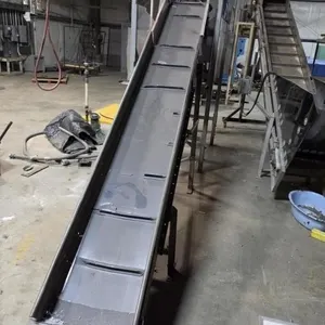 Inclined Cleated Belt Conveyor