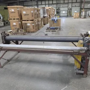 Roll Stand With Controls