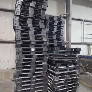 Black Plastic Pallets
