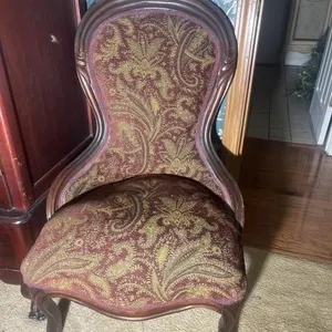 Victorian styled round-back parlor or boudoir