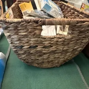 17x14x10 wicker basket. Light bulbs. Various sizes