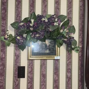 Picture with gold frame 12.5inLx11inH with purple