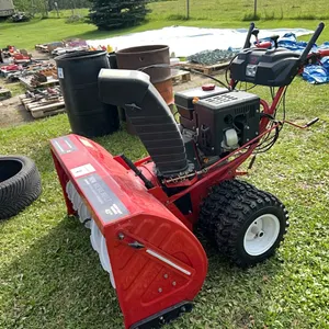 TROYBILT 45" HD SNOWBLOWER - s/n TJ083B10013