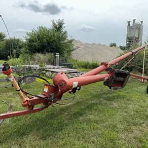 Feterl 10” x 66’ Auger w/ Swing Hopper, 540 PTO, Hyd Lift