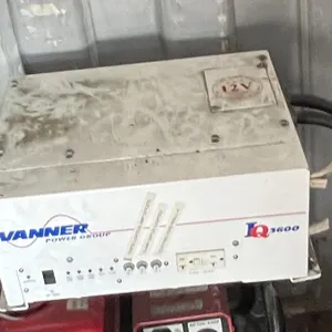 Vanner IQ3600 Power Inverter
