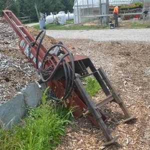 Shaver Hydraulic Post Driver