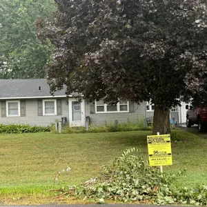 39 Tamarack Dr, Town of New Hartford