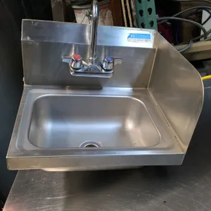 BK Resources BKHS-W-1410-RS stainless steel hand sink. Features a right-side splash guard, wall-mount design, and includes a gooseneck faucet with dua
