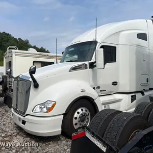 2020 Kenworth T680 semi truck