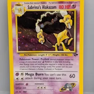 Pokemon 2000 Sabrina�s Alakazam Holo 16 *Swirl