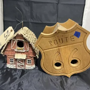 Route 66 Bird House & Barn Birdhouse