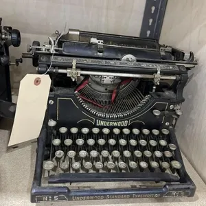 Underwood Manual Typewriter