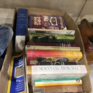 Box of Assorted Hardback & Paperback Books