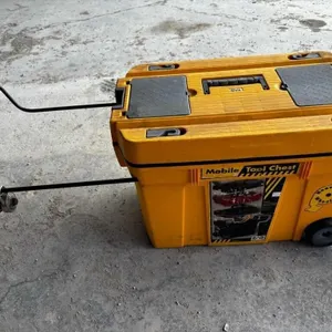 Rolling Mobile Tool Chest