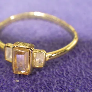 Ring (size 6)