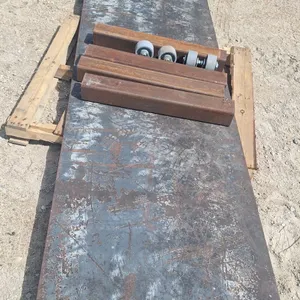 Heavy duty welding table Needs asslembling. Legs are 30"h 4"x4" with casters Table is 110" by 34"x1" thick